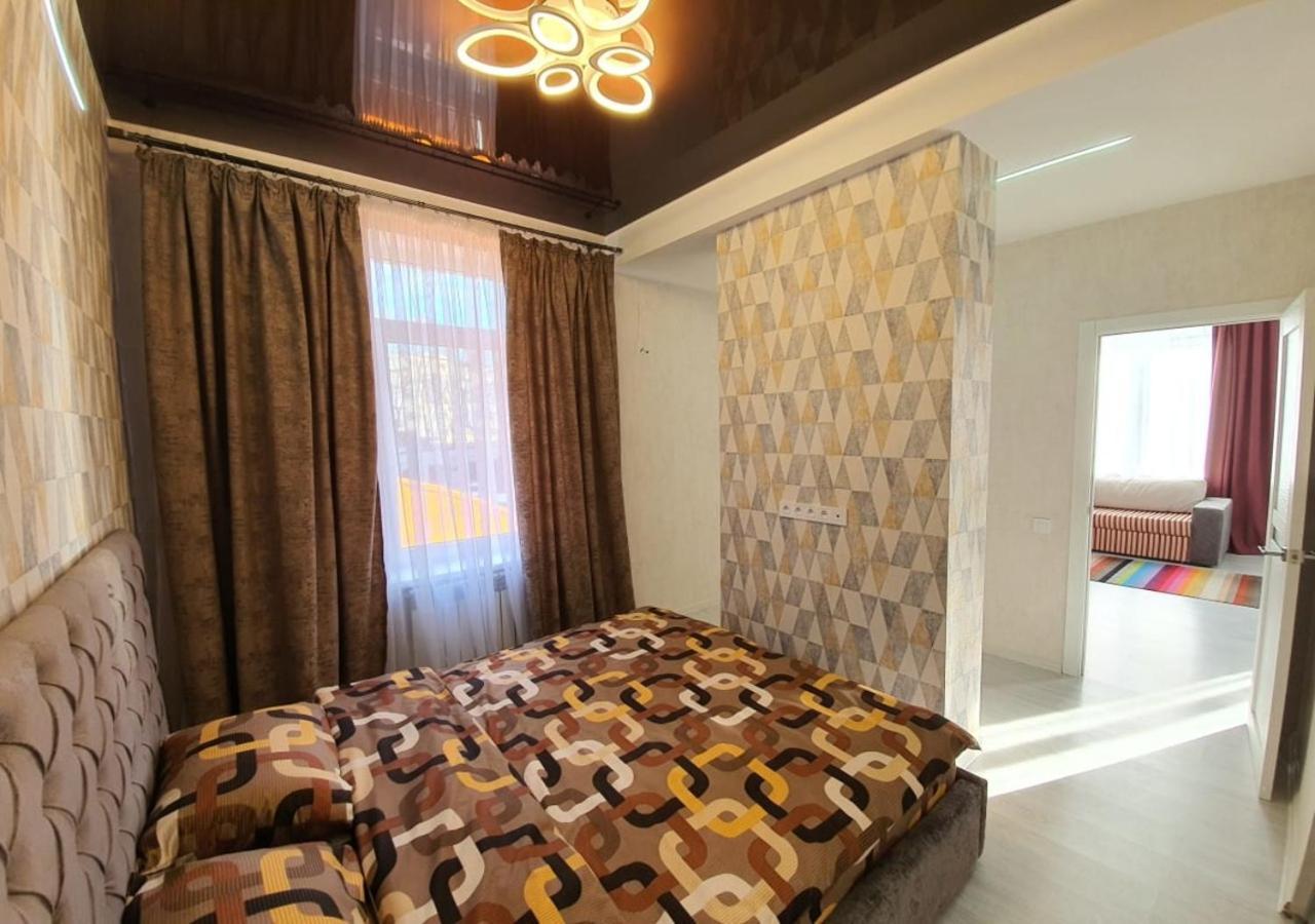 Lux New Apartment 2019 คาร์คิฟ ภายนอก รูปภาพ